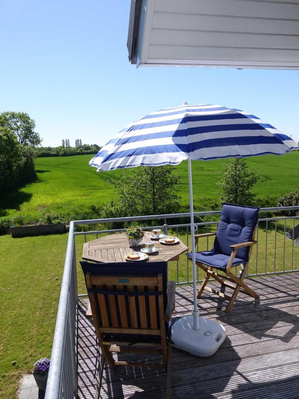 Ferienwohnung Regenbogenhaus Hasselberg  ภายนอก รูปภาพ