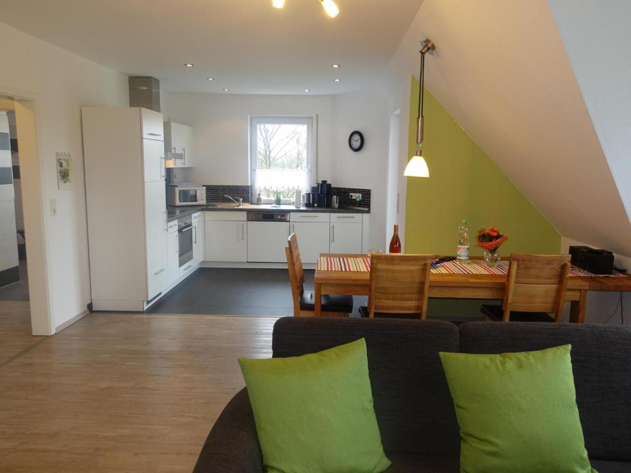 Ferienwohnung Regenbogenhaus Hasselberg  ภายนอก รูปภาพ